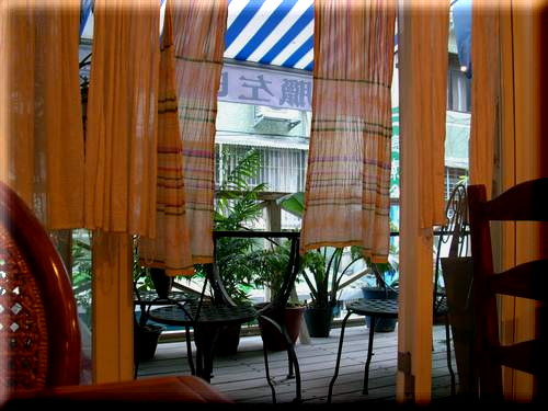balcony with seating